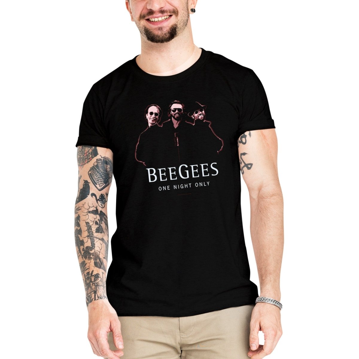 Camiseta Masculina Bee Gees Only - Clube Rock - P - Preta -